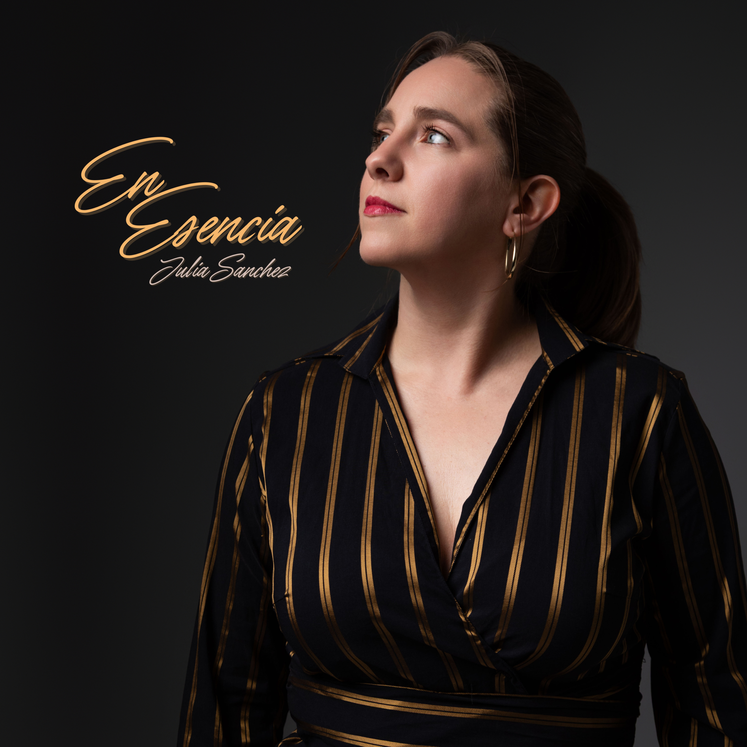 Julia Sanchez — En Esencia